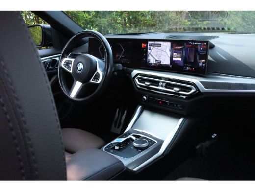 BMW i4 eDrive40 High Executive 84 kWh M-Sport Sanremo Grün | HUD | Camera | Carplay | Trekhaak | Elektri... ActivLease financial lease
