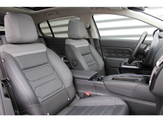 Citroën C5 Aircross 1.6 PLUG-IN HYBRID 225PK SHINE PACK AUTOMAAT / NAVI / LEDER / CLIMA / FULL-LED / PDC / 19" LMV / ... ActivLease financial lease