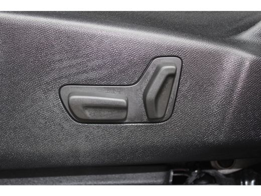 Citroën C5 Aircross 1.6 PLUG-IN HYBRID 225PK SHINE PACK AUTOMAAT / NAVI / LEDER / CLIMA / FULL-LED / PDC / 19" LMV / ... ActivLease financial lease