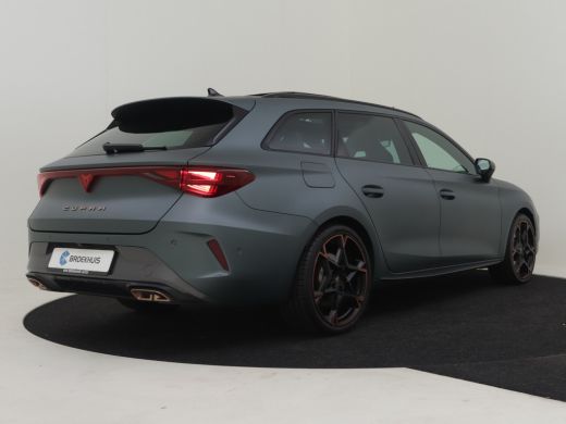 CUPRA Leon Sportstourer Leon Sporstourer l Sennheiser Audio l Panoramadak l Speciale lak l Elektrische stoelen l Elektr. ... ActivLease financial lease