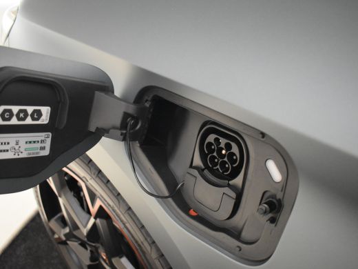 CUPRA Leon Sportstourer Leon Sporstourer l Sennheiser Audio l Panoramadak l Speciale lak l Elektrische stoelen l Elektr. ... ActivLease financial lease