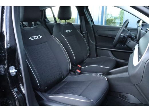 Fiat 600 1.2 Hybrid Urban PDC voor en achter | Camera | Dodehoekbewaking | Keyless Entry | Cruise | Climate ActivLease financial lease