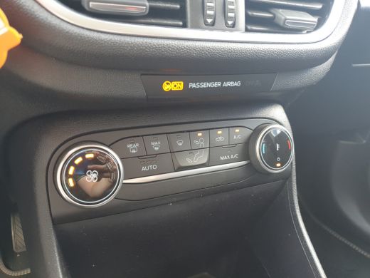 Ford Fiesta 1.0 EcoBoost Titanium | Cruise control | Climate Control | Parkeersensoren achter ActivLease financial lease