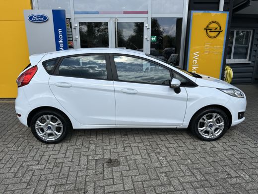 Ford Fiesta 1.0 Style Ultimate | NAVIGATIE| PARKEERSENSOREN V+A| BLUETOOTH| CRUISE CONTROL| MISTLAMPEN VOOR| ActivLease financial lease