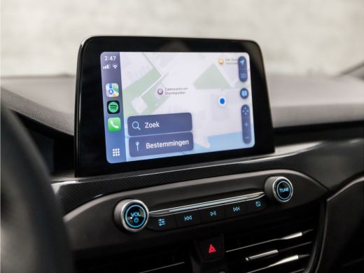 Ford Focus 1.0 EcoBoost ST Line Sport (APPLE CARPLAY, BLACK PAKKET, NAVIGATIE, SPORTSTOELEN, RODE STIKSELS, ... ActivLease financial lease