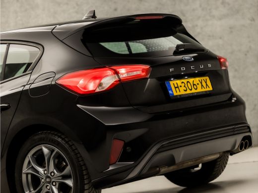 Ford Focus 1.0 EcoBoost ST Line Sport (APPLE CARPLAY, BLACK PAKKET, NAVIGATIE, SPORTSTOELEN, RODE STIKSELS, ... ActivLease financial lease