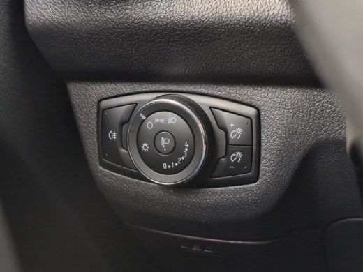 Ford Transit Courier 1.5 TDCI 6 Versn. | Airco | Stoelverwarming ActivLease financial lease