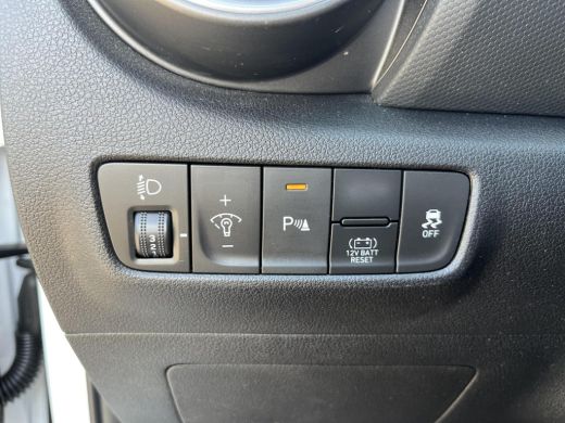 Hyundai Kona 1.6 GDI HEV Comfort | Rijklaarprijs! | Cruise Control  | Apple CarPlay/Android Auto | Climate con... ActivLease financial lease