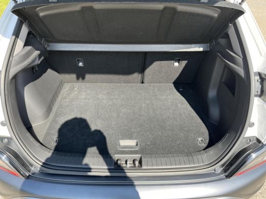 Hyundai Kona 1.6 GDI HEV Comfort | Rijklaarprijs! | Cruise Control  | Apple CarPlay/Android Auto | Climate con... ActivLease financial lease