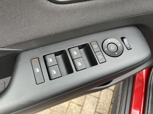 Hyundai Kona N Line Business 64.8 kWh | 2.500,- korting | Rijklaarprijs! Dus geen extra afleverkosten! | 19-in... ActivLease financial lease