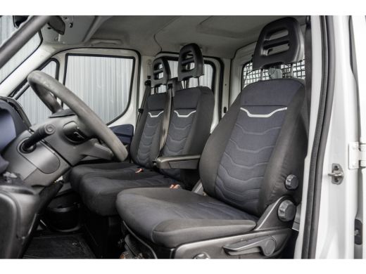 Iveco Daily 35S18D 375 | 3.0 180PK | Hiab 013 | 3.5T Trekgewicht | Automaat | Climate | Camera | Euro 6 ActivLease financial lease