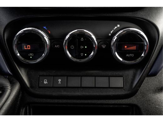 Iveco Daily 35S18D 375 | 3.0 180PK | Hiab 013 | 3.5T Trekgewicht | Automaat | Climate | Camera | Euro 6 ActivLease financial lease