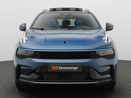 Lynk & Co 01 Plug-in Hybride 261PK AUT Panoramadak, 360 gr. camera, stoelverwarming, keyless, trekhaak, elek. ... ActivLease financial lease