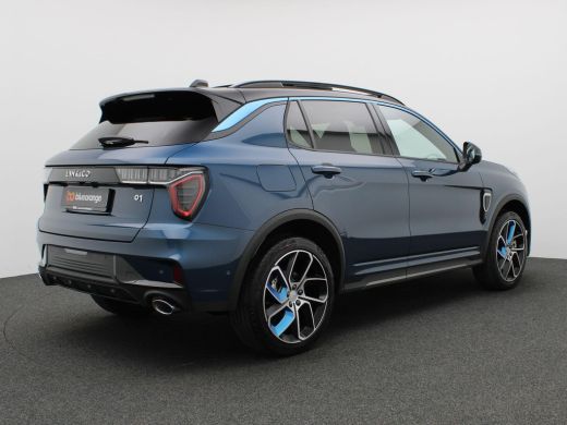 Lynk & Co 01 Plug-in Hybride 261PK AUT Panoramadak, 360 gr. camera, stoelverwarming, keyless, trekhaak, elek. ... ActivLease financial lease
