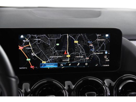 Mercedes-Benz GLA 180 Business Solution *1ste Eigenaar*Leer*Park assist*Navigatie* ActivLease financial lease