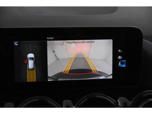 Mercedes-Benz GLA 180 Business Solution *1ste Eigenaar*Leer*Park assist*Navigatie* ActivLease financial lease