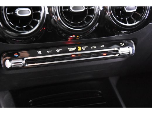 Mercedes-Benz GLA 180 Business Solution *1ste Eigenaar*Leer*Park assist*Navigatie* ActivLease financial lease
