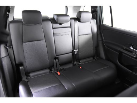 Mercedes-Benz GLB 200 *1ste Eigenaar*Navigatie*Leer*Stoelverwarming*Parkassist* ActivLease financial lease