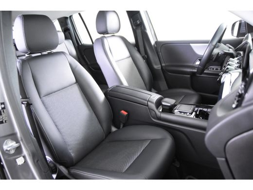 Mercedes-Benz GLB 200 *1ste Eigenaar*Navigatie*Leer*Stoelverwarming*Parkassist* ActivLease financial lease