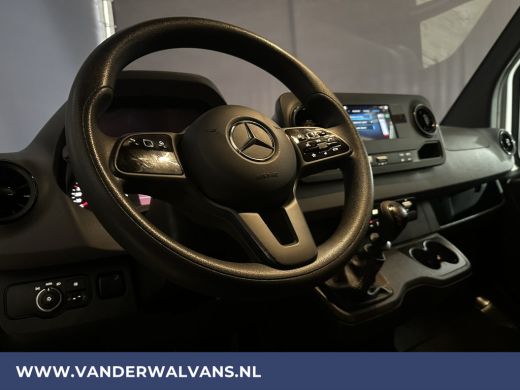 Mercedes-Benz Sprinter 314 CDI Bakwagen Laadklep Zijdeur 1020kg Laadvermogen Euro6 Airco | Camera | Apple Carplay, Andro... ActivLease financial lease
