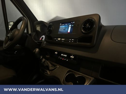 Mercedes-Benz Sprinter 314 CDI Bakwagen Laadklep Zijdeur 1020kg Laadvermogen Euro6 Airco | Camera | Apple Carplay, Andro... ActivLease financial lease