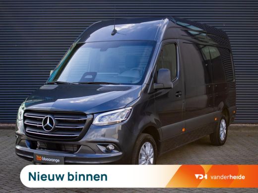 Mercedes-Benz Sprinter 319 1.9 CDI L2H2 RWD Pro 190PK Automaat 3.500 kg trekgewicht, Distronic, LED koplampen, lichtmeta... Mercedes-Benz Sprinter 319 1.9 CDI L2H2 RWD Pro 190PK Automaat 3.500 kg trekgewicht, Distronic, LED koplampen, lichtmeta...