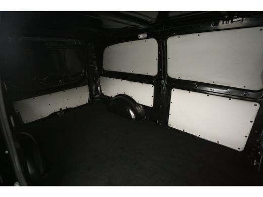 Mercedes-Benz Vito 119 CDI Extra Lang 191PK Automaat Airco Cruise Camera Trekhaak Navigatie 3 Persoons LED 18''LMV ActivLease financial lease