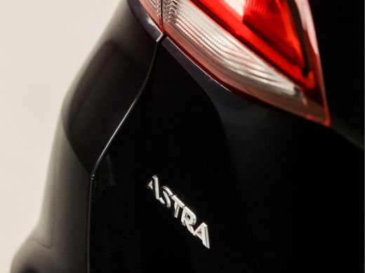 Opel Astra Sports Tourer 1.0 Sportline (GROOT NAVI, APPLE CARPLAY, CLIMATE, TREKHAAK, XENON, SPORTSTOELEN, B... ActivLease financial lease