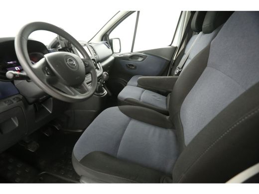 Opel Vivaro 1.6 CDTI L2H1 Airco Cruise Navigatie PDC 3 Persoons LED Elektrpakket Trekhaak ActivLease financial lease