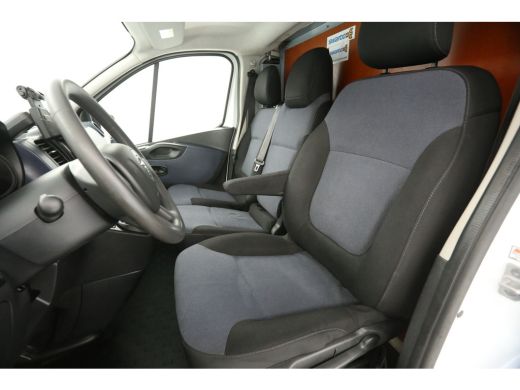 Opel Vivaro 1.6 CDTI L2H1 Airco Cruise Navigatie PDC 3 Persoons LED Elektrpakket Trekhaak ActivLease financial lease