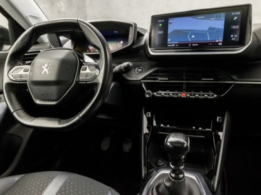Peugeot 2008 1.2 PureTech GT-line (PANORAMADAK, VIRTUAL COCKPIT, APPLE CARPLAY, GROOT NAVI, CAMERA, TREKHAAK, ... ActivLease financial lease