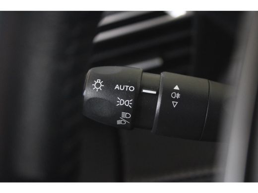 Peugeot 208 1.2 75-PK Active PARKEERSENSOREN | CARPLAY | AIRCO | CRUISE CONTROL | ActivLease financial lease