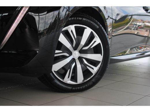 Peugeot 208 1.2 75-PK Active PARKEERSENSOREN | CARPLAY | AIRCO | CRUISE CONTROL | ActivLease financial lease
