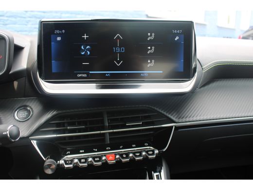 Peugeot 208 1.2 PureTech GT | Automaat | Navigatie | Camera | Panoramadak | Adaptieve cruise | Full LED | ActivLease financial lease