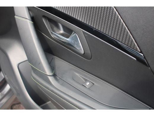 Peugeot 208 1.2 PureTech GT | Automaat | Navigatie | Camera | Panoramadak | Adaptieve cruise | Full LED | ActivLease financial lease