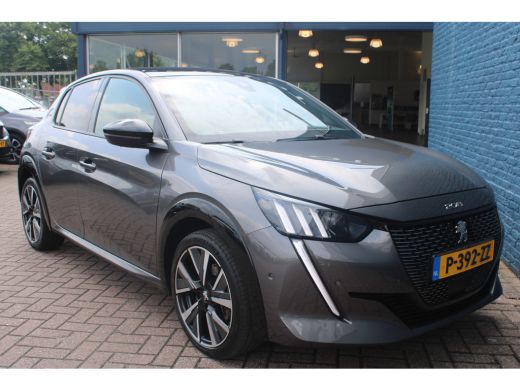 Peugeot 208 1.2 PureTech GT | Automaat | Navigatie | Camera | Panoramadak | Adaptieve cruise | Full LED | ActivLease financial lease
