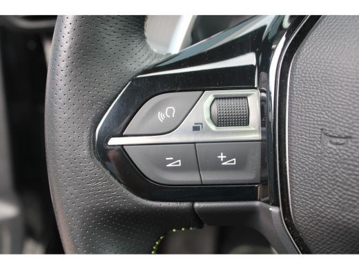 Peugeot 208 1.2 PureTech GT | Automaat | Navigatie | Camera | Panoramadak | Stoelverwarming | Full LED | ActivLease financial lease
