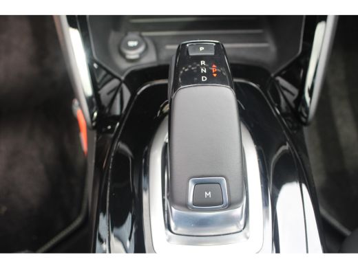 Peugeot 208 1.2 PureTech GT | Automaat | Navigatie | Camera | Panoramadak | Stoelverwarming | Full LED | ActivLease financial lease