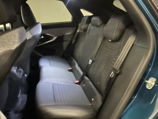 Peugeot 3008 1.2 Hybrid 145 Allure | 360 camera | Navigatie | Adaptieve cruise | Dodehoekbewaking | | Apple Ca... ActivLease financial lease