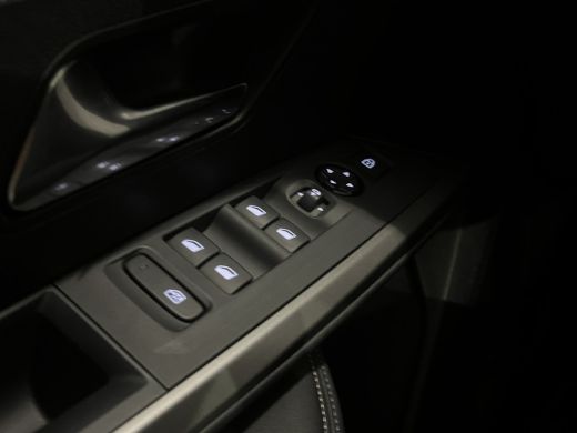 Peugeot 3008 1.2 Hybrid 145 Allure | 360 camera | Navigatie | Adaptieve cruise | Dodehoekbewaking | | Apple Ca... ActivLease financial lease