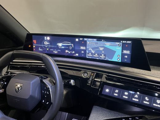 Peugeot 3008 1.2 Hybrid 145 Allure | 360 camera | Navigatie | Adaptieve cruise | Dodehoekbewaking | | Apple Ca... ActivLease financial lease