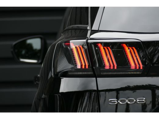 Peugeot 3008 1.2 PURETECH 130PK GT AUTOMAAT / NAVI / CLIMA / PDC / 18" LMV / CAMERA / ELEKTR. ACHTERKLEP / KEY... ActivLease financial lease