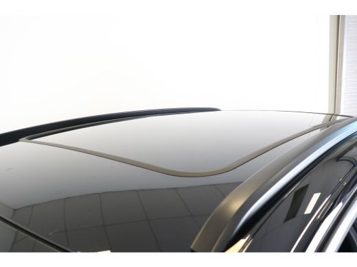 Peugeot 3008 1.6 HYbrid 225 GT Pack Business | Black Pack | Navi | Adaptive Cruise | Trekhaak | Camera V+A | P... ActivLease financial lease