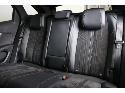 Peugeot 3008 1.6 HYbrid 225 GT Pack Business | Black Pack | Navi | Adaptive Cruise | Trekhaak | Camera V+A | P... ActivLease financial lease
