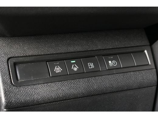 Peugeot 3008 1.6 HYbrid 225 GT Pack Business | Black Pack | Navi | Adaptive Cruise | Trekhaak | Camera V+A | P... ActivLease financial lease