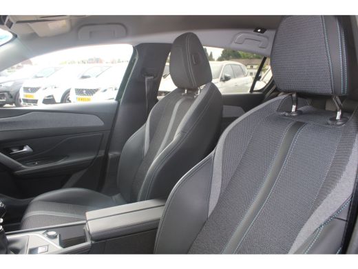 Peugeot 308 1.2 PureTech Allure Pack Business | Navigatie | Camera | Apple carplay | All season | Keyless | 1... ActivLease financial lease