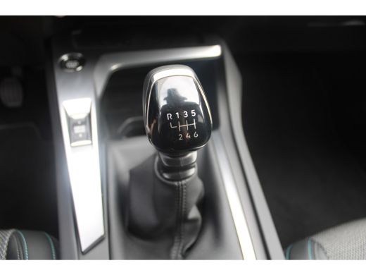 Peugeot 308 1.2 PureTech Allure Pack Business | Navigatie | Camera | Apple carplay | All season | Keyless | 1... ActivLease financial lease