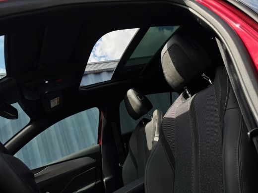 Peugeot 308 1.6 Plug-in Hybrid 180 GT NU met fabrieksgarantie tot 2029 Panoramisch Schijfdak | Achteruitrijca... ActivLease financial lease