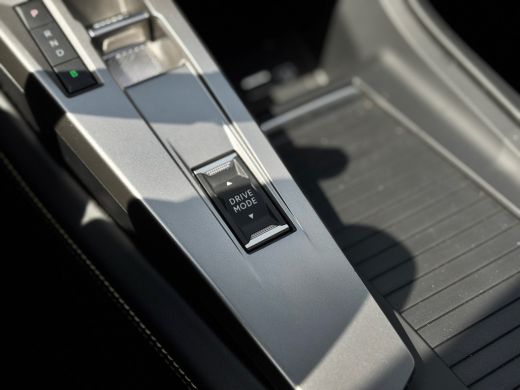 Peugeot 308 1.6 Plug-in Hybrid 180 GT NU met fabrieksgarantie tot 2029 Panoramisch Schijfdak | Achteruitrijca... ActivLease financial lease