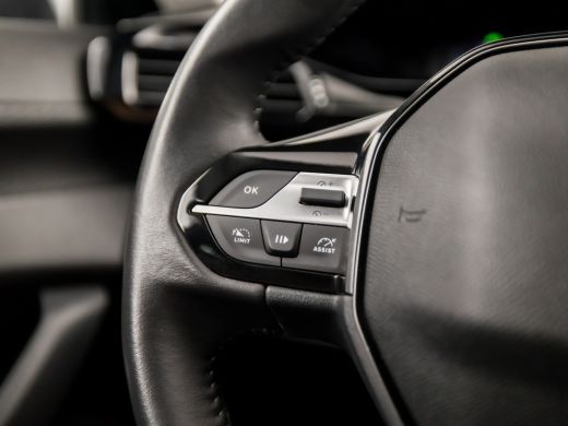 Peugeot 308 SW 1.2 PureTech Sport (APPLE CARPLAY, GROOT NAVIGATIE, STOELVERWARMING, KEYLESS START, LED KOPLAM... ActivLease financial lease